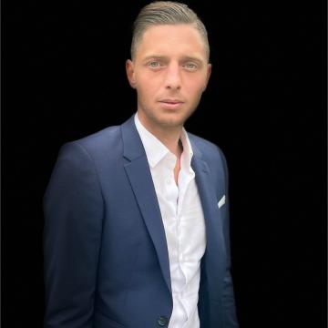 Andrea Veronese – Agente diretto WINDTRE BUSINESS